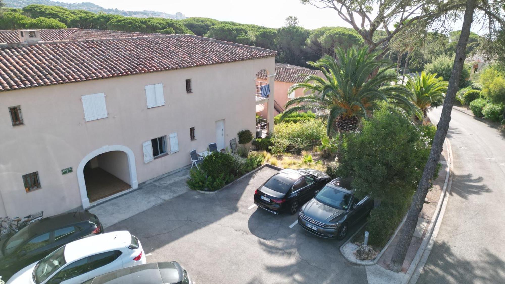 Lovely Apartment In Sainte Maxime Екстериор снимка